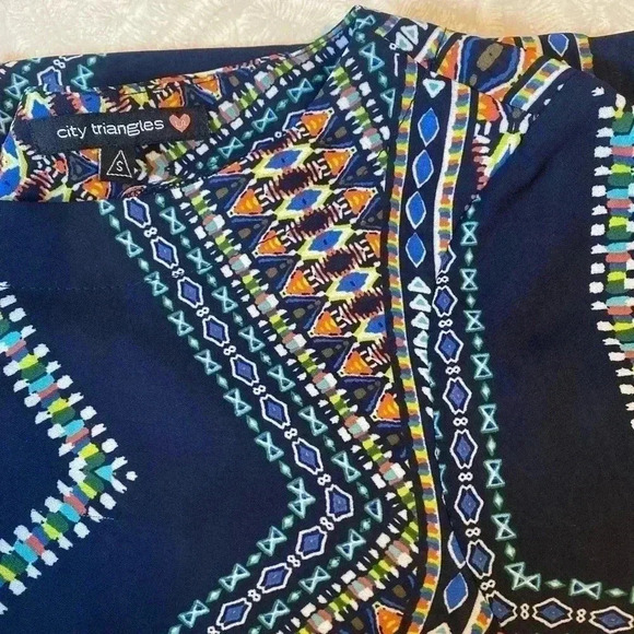 CITY Triangles Tribal Mini Shift Dress 3/4 Sleeve with Keyhole Button Size Small - Picture 7 of 10